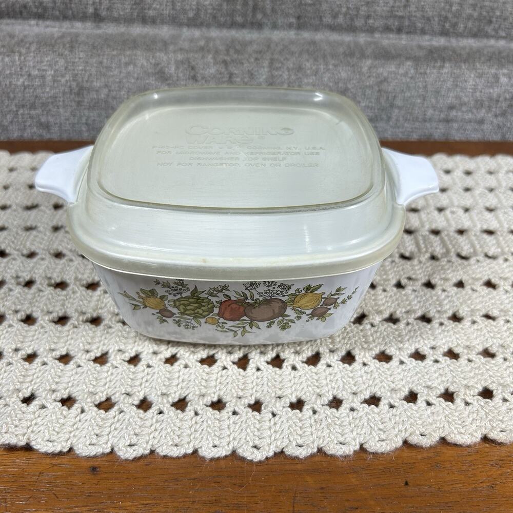 CorningWare Casserole Baking Dish 2 3/4 Cup Size Spice of Life & Plastic Lid 70s
